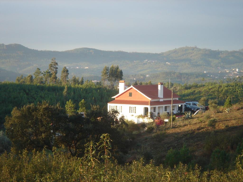 Vale De Garcia Al 5357 Villa Colos  Bilik gambar